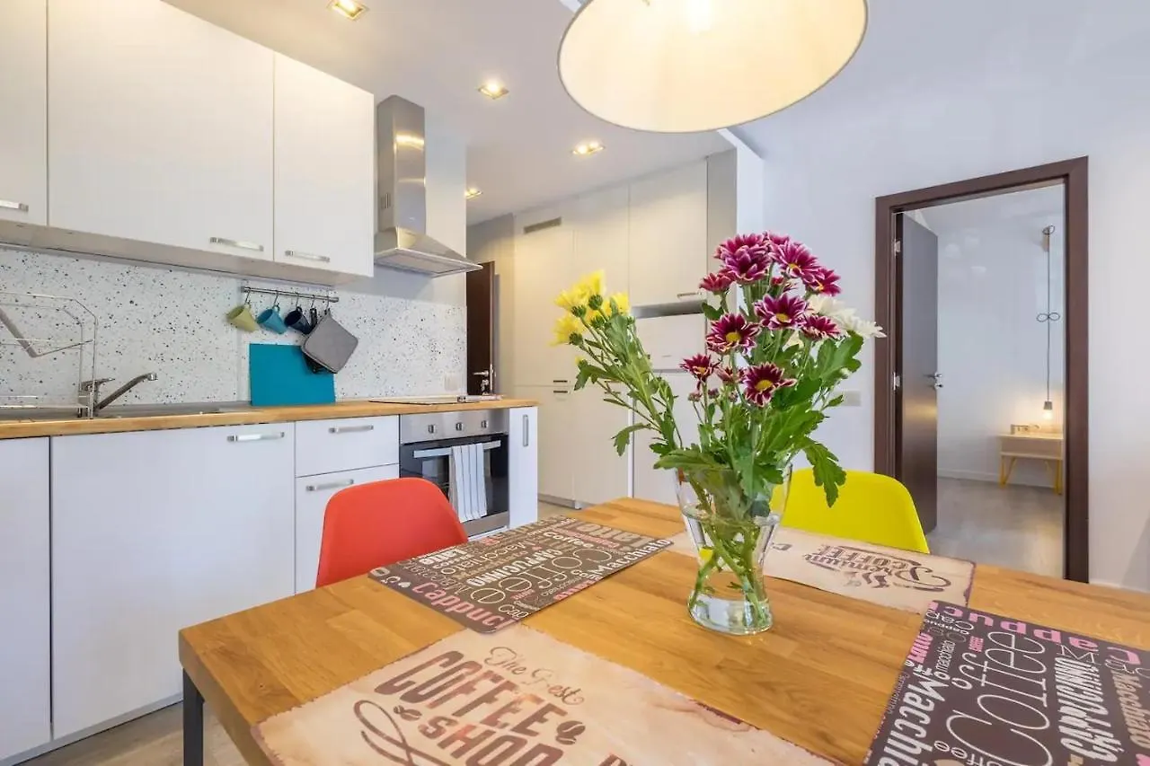 Quiet & Airy Modern Apt. Top Centre Free Parking Sofia