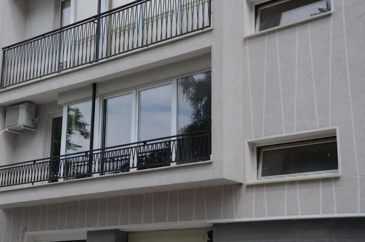 Apartment Quiet & Airy Modern Apt. Top Centre Free Parking Sofia Bulgaria