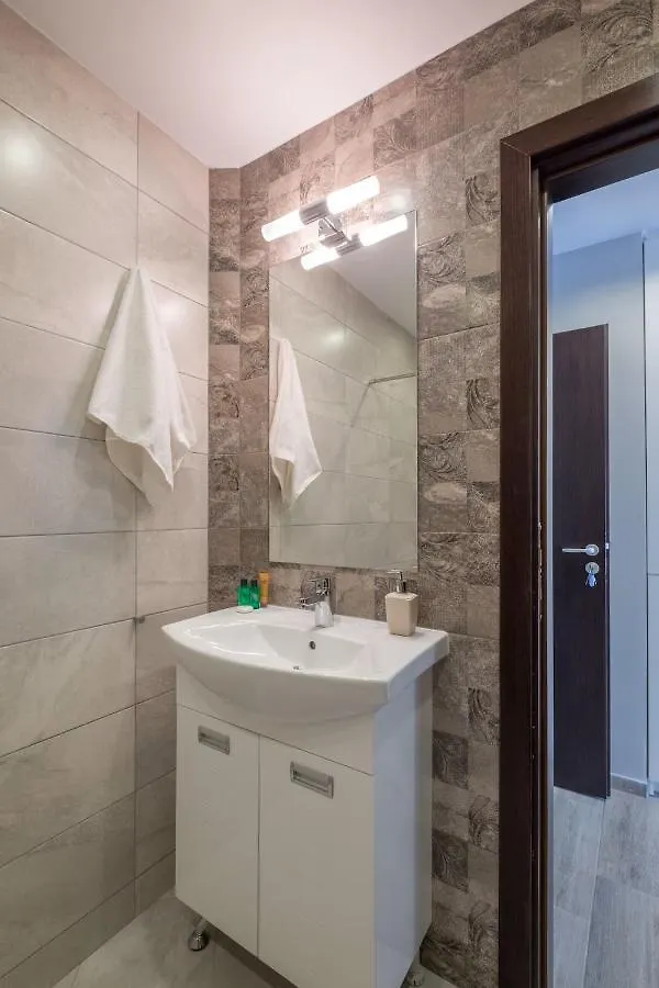Quiet & Airy Modern Apt. Top Centre Free Parking Sofia Apartment