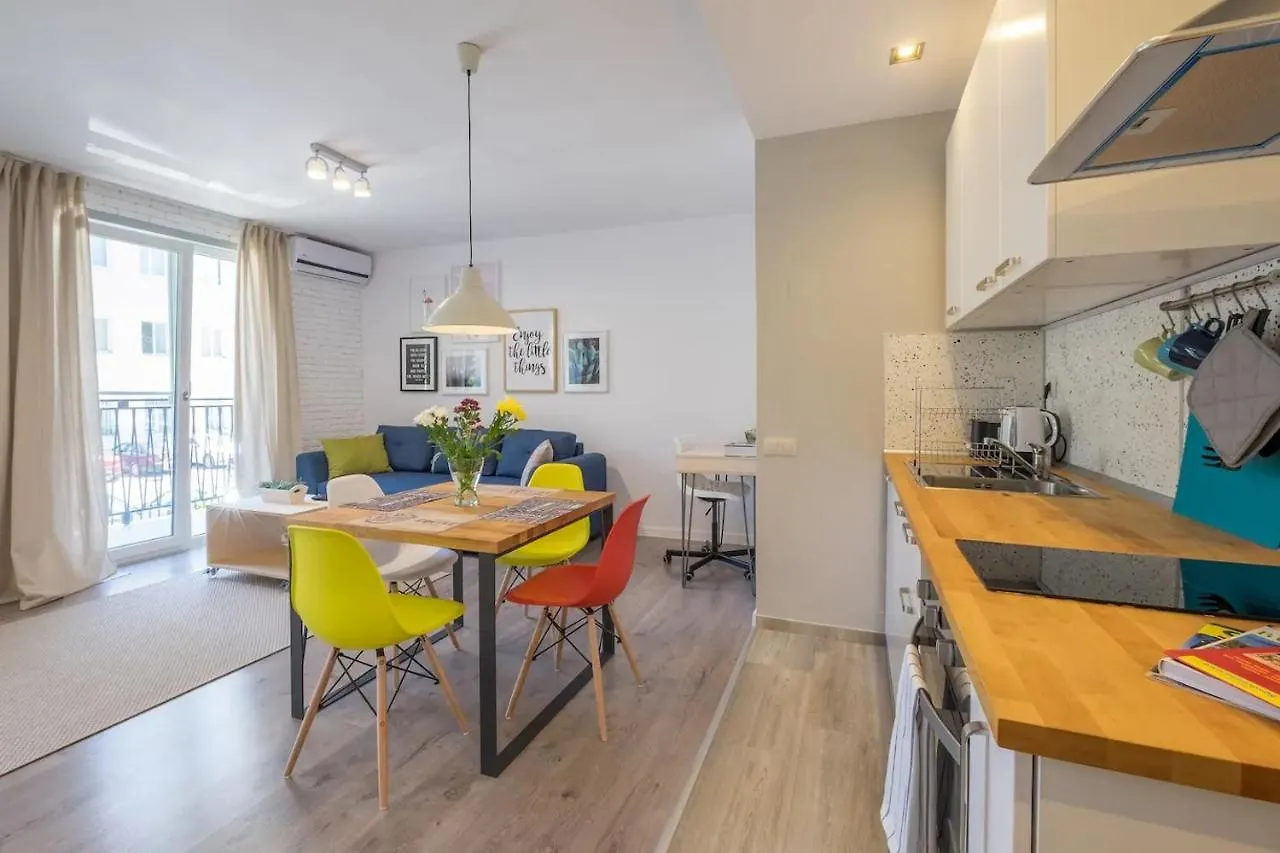 Quiet & Airy Modern Apt. Top Centre Free Parking Sofia Bulgaria