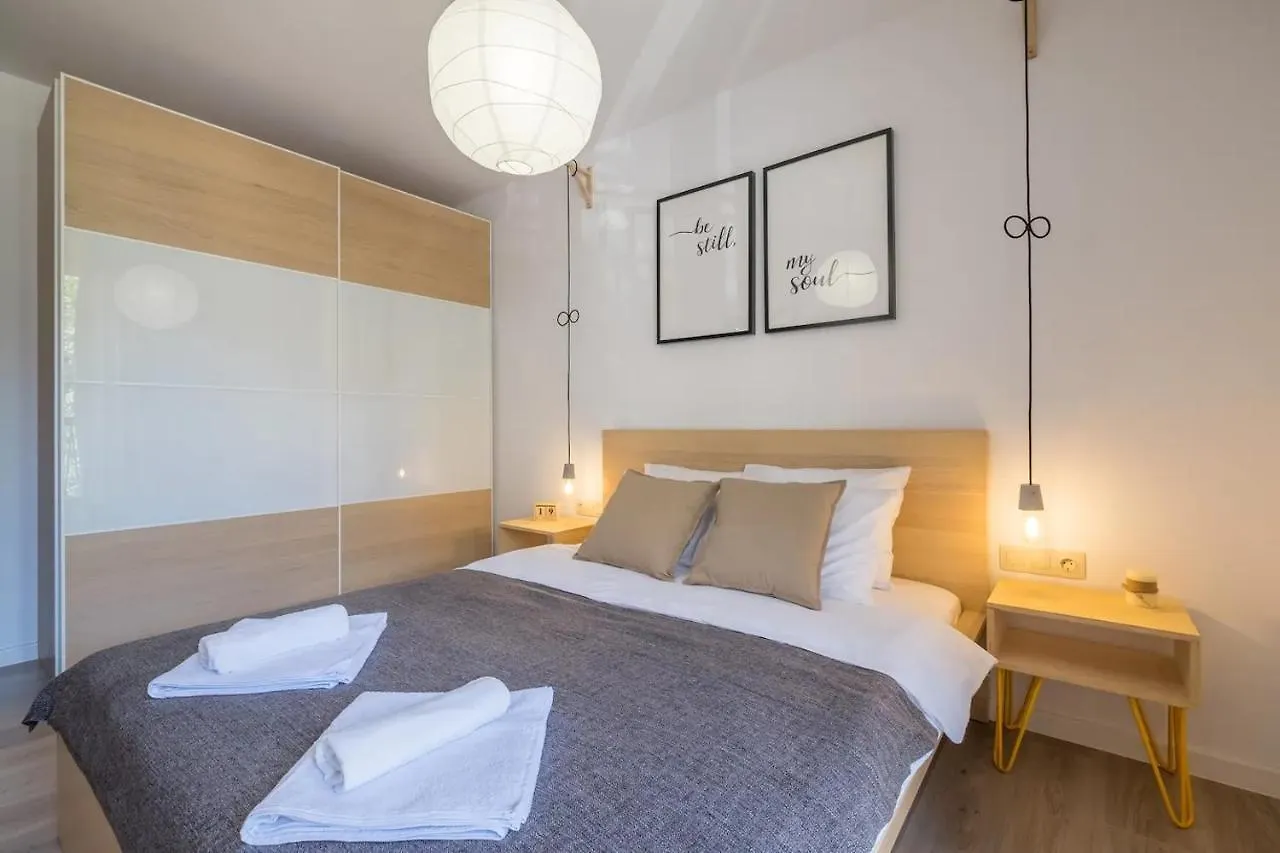 Quiet & Airy Modern Apt. Top Centre Free Parking Sofia Apartment