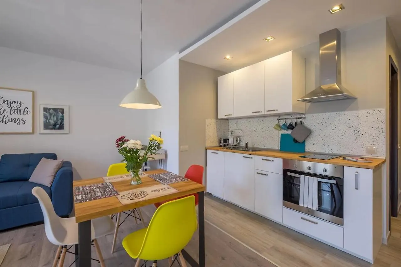 Quiet & Airy Modern Apt. Top Centre Free Parking Sofia Bulgaria