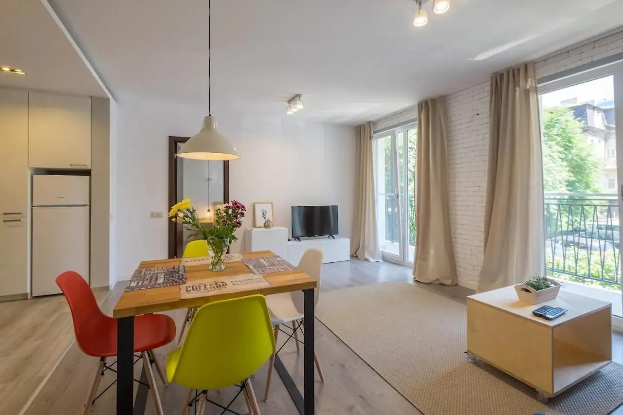 Quiet & Airy Modern Apt. Top Centre Free Parking Sofia