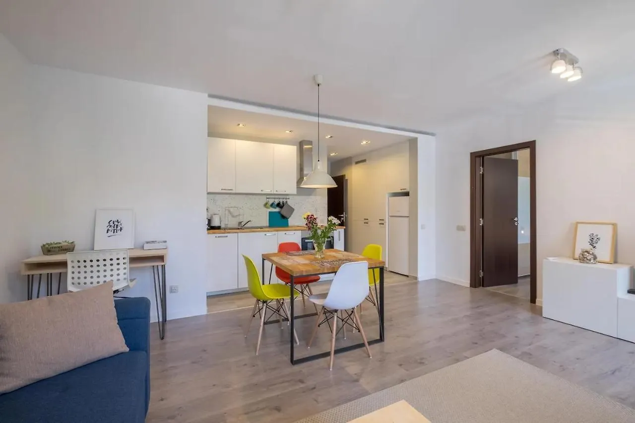 Quiet & Airy Modern Apt. Top Centre Free Parking Sofia 0*,  Bulgarien